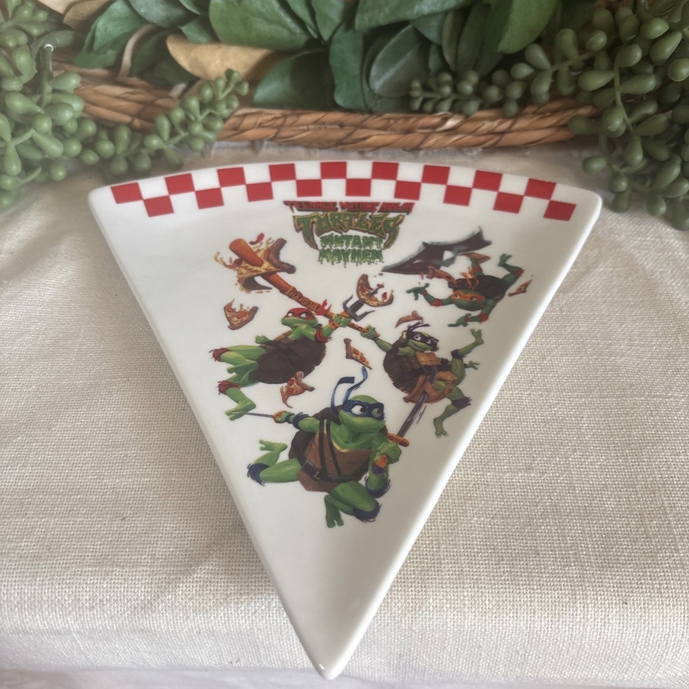 TMNT Mutant Mayhem Pizza Shaped Plate 2023 Nickelodeon Paramount Ceramic